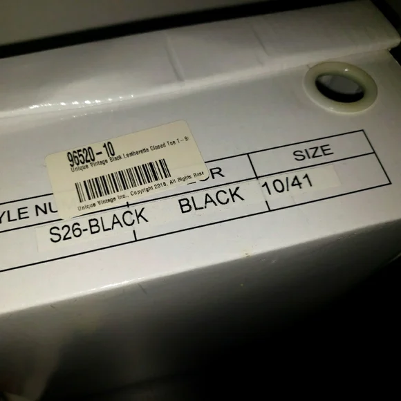 Unique Vintage 1920's Black T-Strap Roxy Pumps - Picture 6 of 7